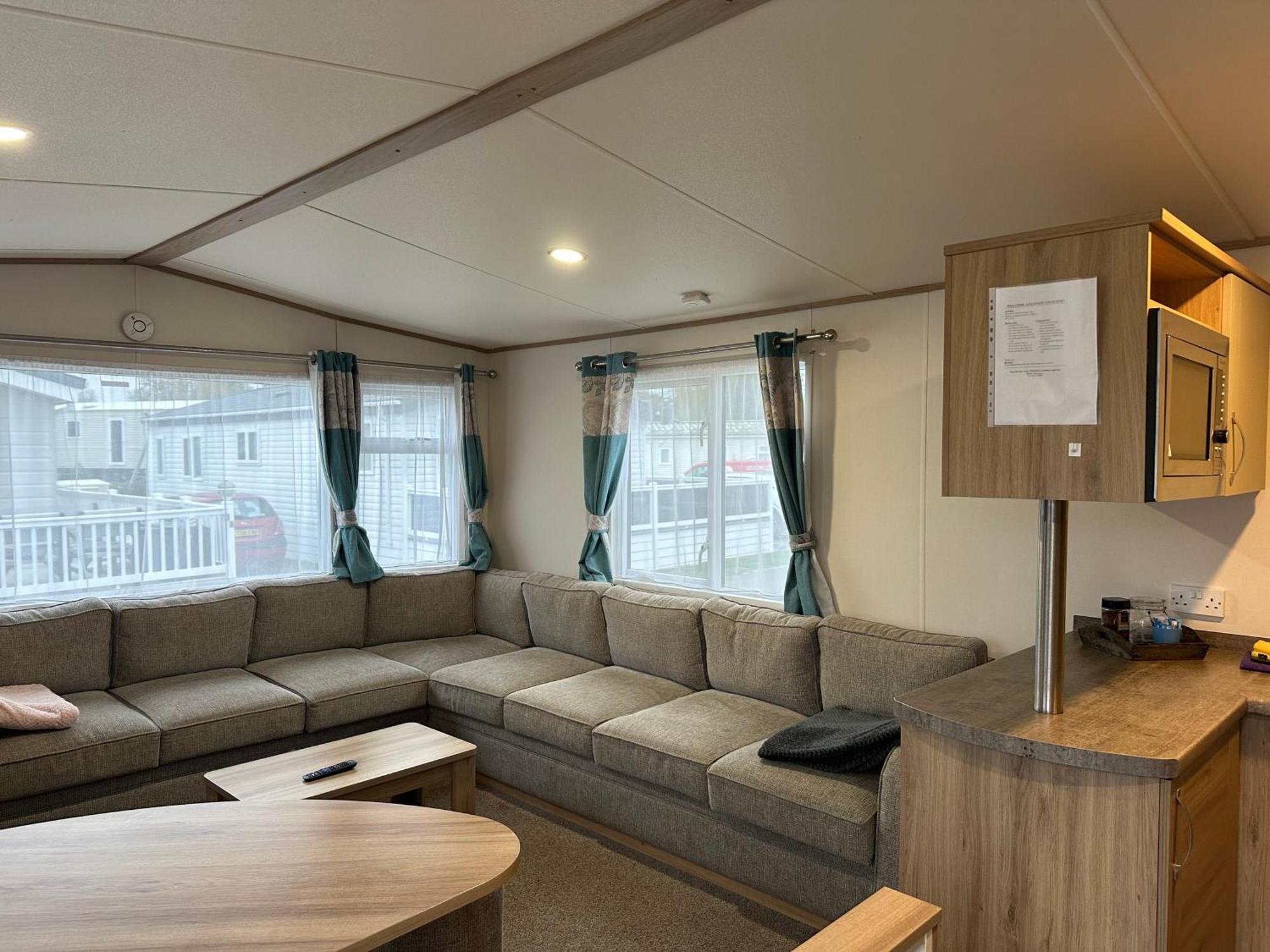 Felixstowe Chimo Caravan 8 Sleeps 5 Min To Beach Exterior foto